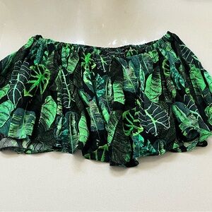 Off the Shoulder Tropical Leaf Print